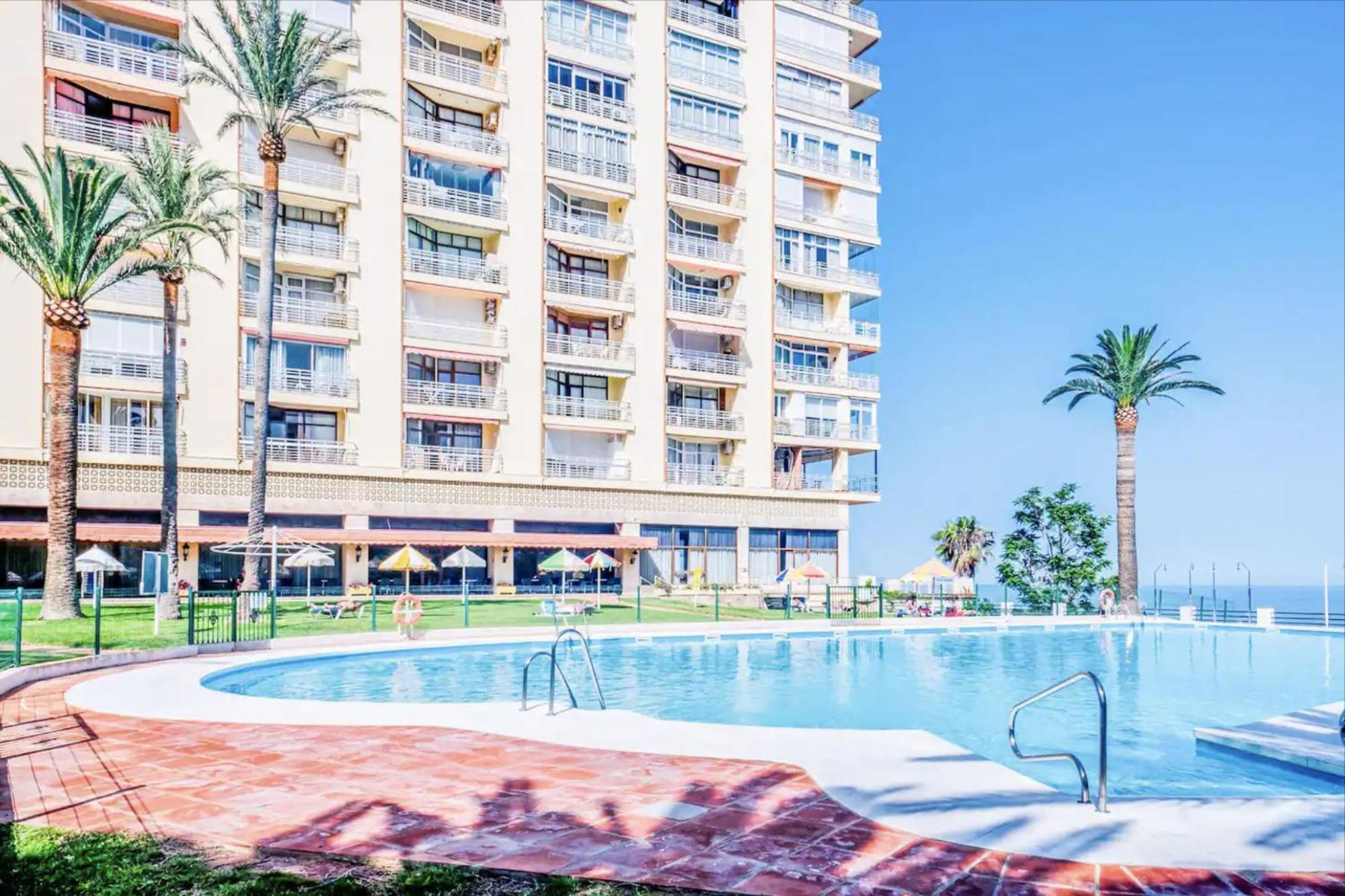 Apartamento Moderno Con Vistas Panoramicas Torremolinos Exterior photo